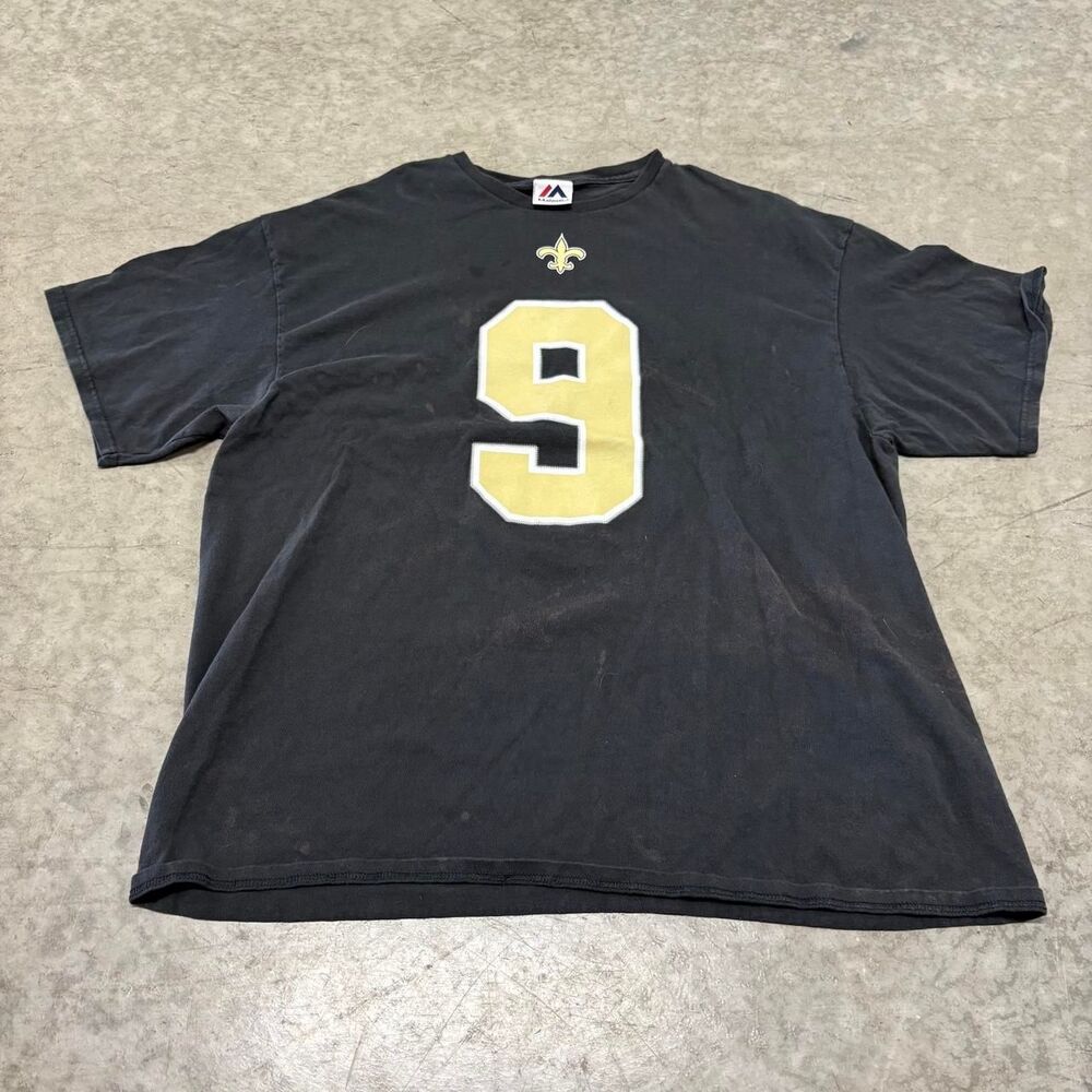 Majestic-athletic Men's Black and Grey T-shirt
